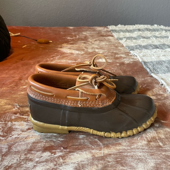 Womens Cabela’s Duck Boots - Picture 3 of 5